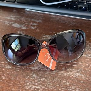 Retro 144 clear gray tortoise sunglasses NWT
